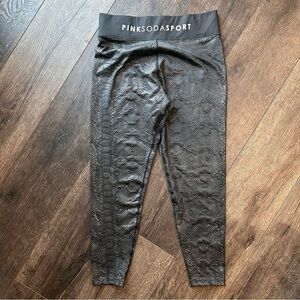 Pink Soda Sport leggings size large black snake skin